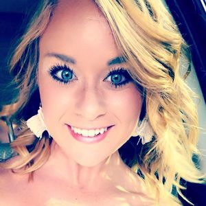 Meet your Posher, Britni